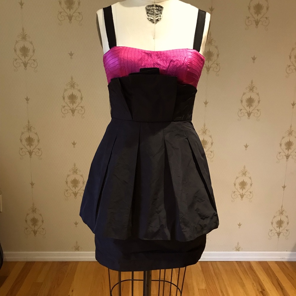 🌸Hot pink/black cocktail dress with ribbon straps, two layered skirt and a bow
